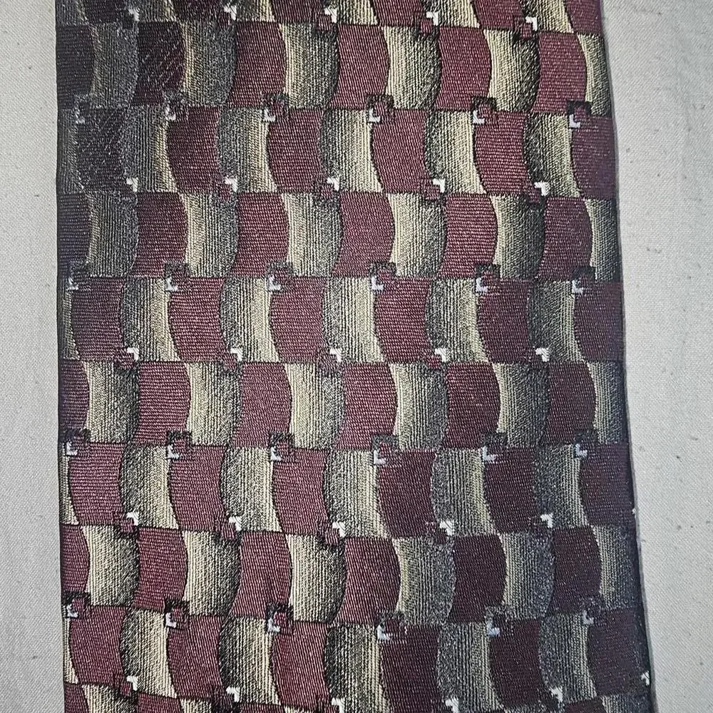 Joseph & Feiss Men's Silk Tie - Geometric Pattern
